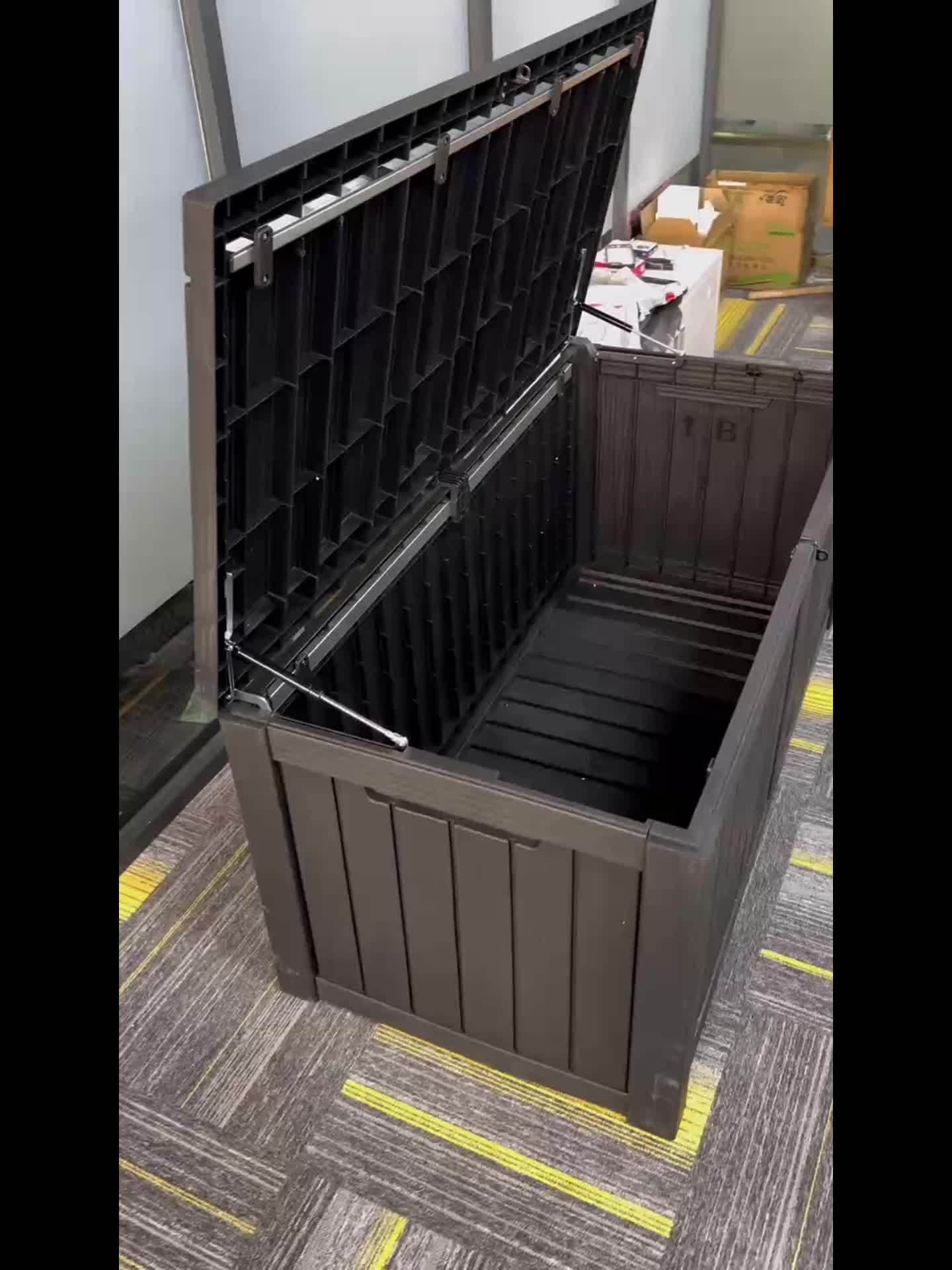 140 Gallon Deck Box Outdoor Storage Box, UV Resistant