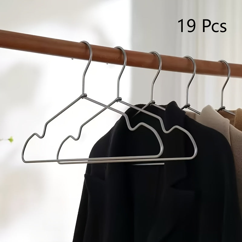 20pcs Durable& Thickened Hangers(Bonus 1 for 19pcs Purchase) - Smooth-End Shirt Hangers